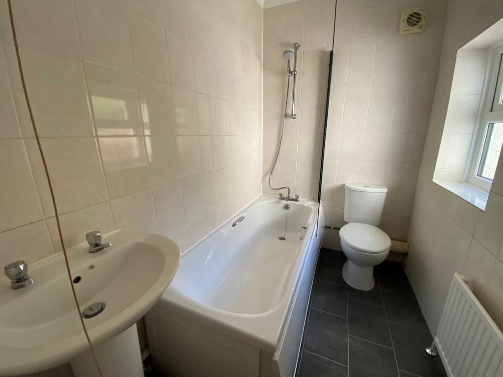 Apartment in Bournemouth, Springbourne - View 5