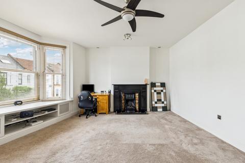 2 bedroom apartment for sale, Linden Avenue, London NW10