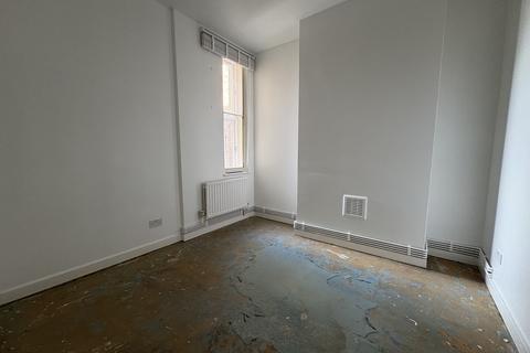 1 bedroom apartment to rent, Fore Street, London N9