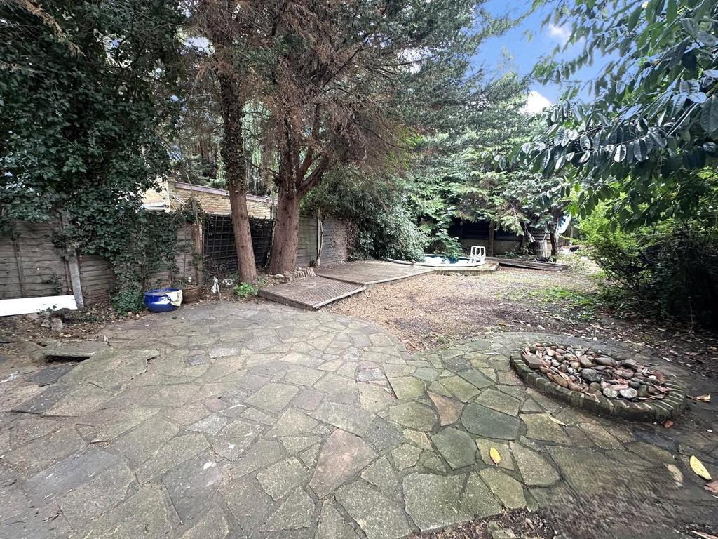 Garden (3)