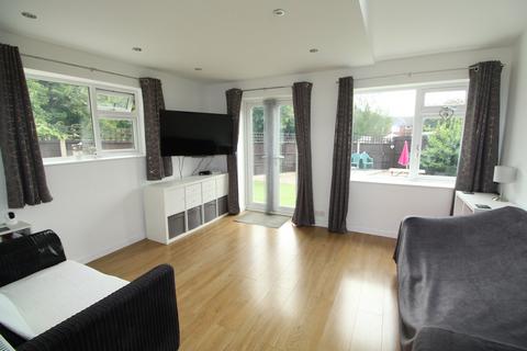 5 bedroom semi-detached house for sale, Warwick Road, Broughton Astley LE9