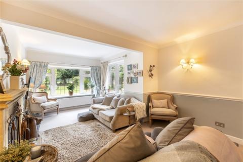 undefined, Queens Road, Woking GU24