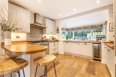 undefined, Queens Road, Woking GU24