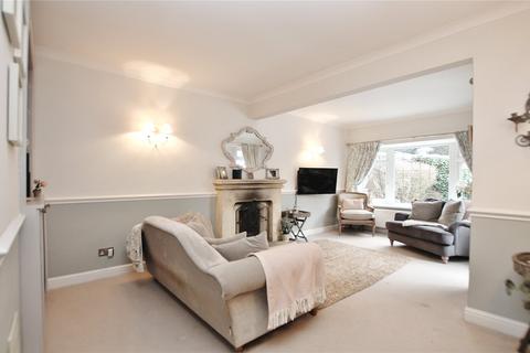 undefined, Queens Road, Woking GU24