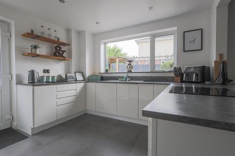7 Furlong Close, Tean, Stoke-on-trent, ST10 4LB