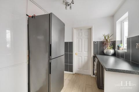 129 Upper Rainham Road, Hornchurch, RM12 4ES