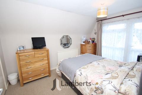 30 Grafton Close, Redditch, B98 7TR