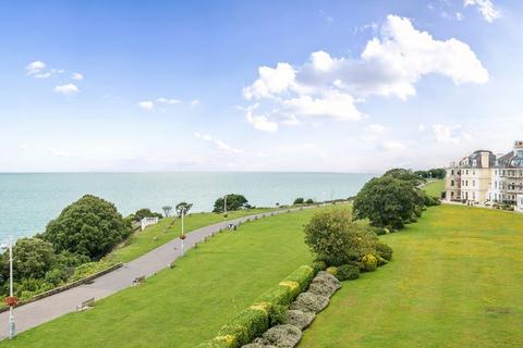 2 bedroom apartment for sale, Folkestone