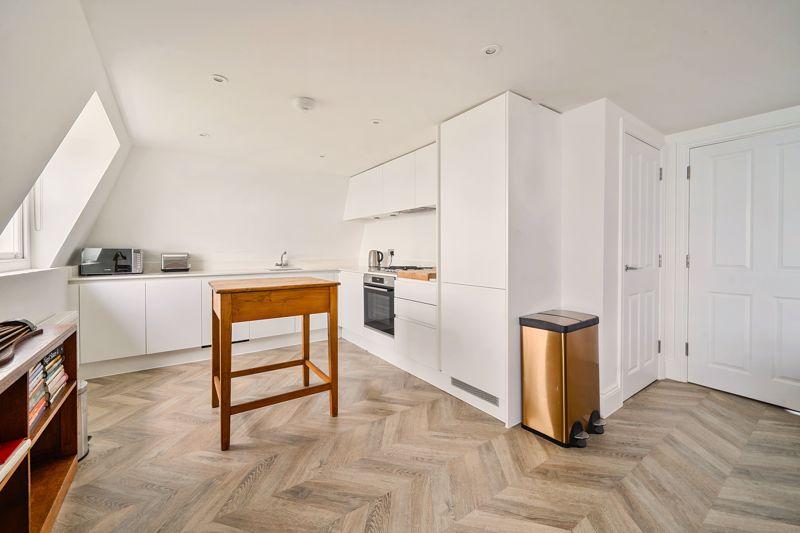 Kitchen/reception