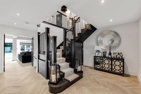 undefined, Manor Croft, Mavesyn Ridware, WS15 3QE