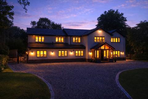 undefined, Manor Croft, Mavesyn Ridware, WS15 3QE