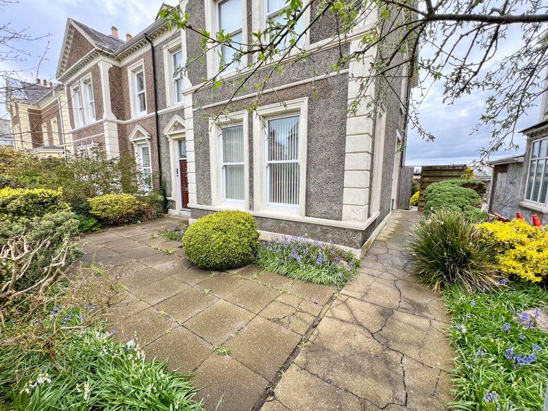 20 Selbourne Drive,
