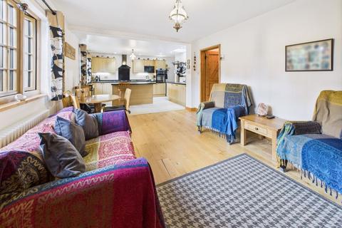 14 Heathway, Chaldon, Caterham, CR3 5DL