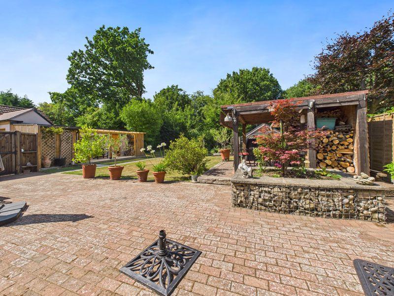 Rear patio to garden