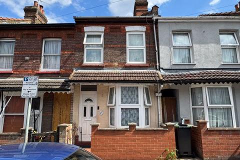 undefined, Beech Road, Luton