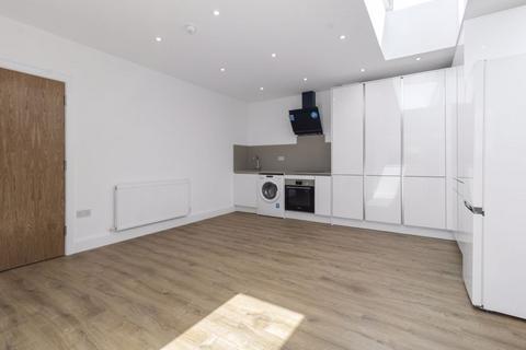Property to rent, Dover Road, Edmonton N9