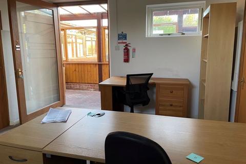 undefined, To let - Office suite, Nr Charing