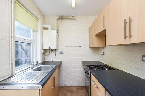 2 bedroom terraced house to rent, King Alfred Street, Derby