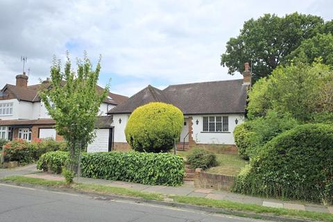 undefined, Colburn Avenue, Hatch End