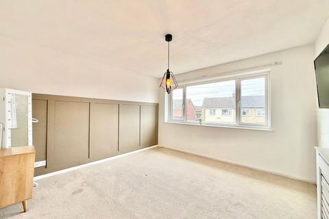 80 Great Close, South Witham, Grantham, NG33 5QJ