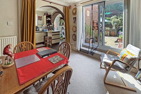 3 bedroom detached house for sale, Whitepit Lane, Newport PO30