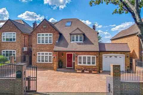 undefined, Coolgardie Avenue, Chigwell IG7