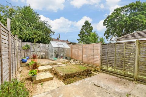 3 bedroom terraced house for sale, Hunters Way, Uckfield TN22