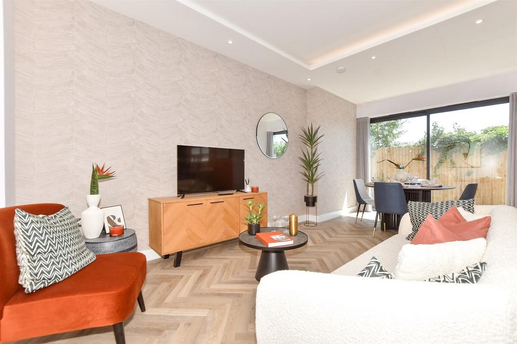 Lounge/Kitchen
