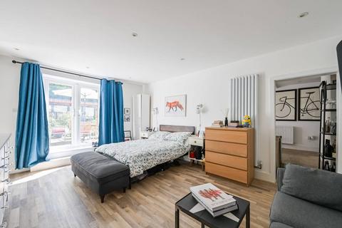 1 bedroom flat for sale, Colney Hatch Lane, Muswell Hill, London, N10