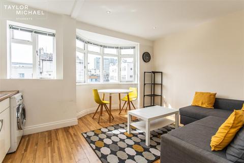 1 bedroom flat to rent, Lower Rock Gardens, Brighton
