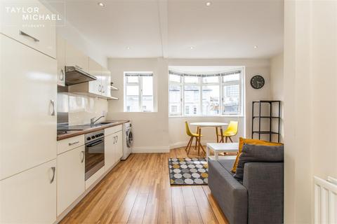 1 bedroom flat to rent, Lower Rock Gardens, Brighton