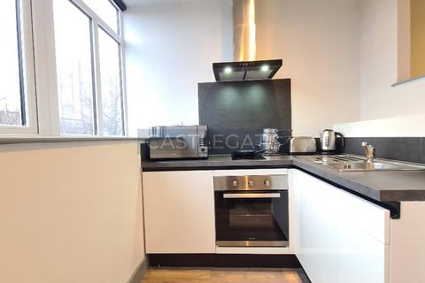 Studio to rent, Renaissance Works, New Street, Huddersfield, HD1 2AS