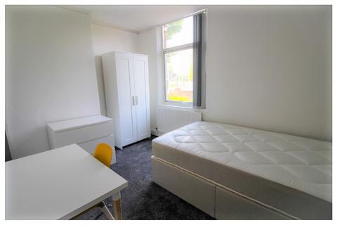 1 bedroom in a house share to rent, Birmingham B29