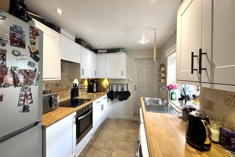 22 Bedw Road, Pontypridd, CF37 4NU
