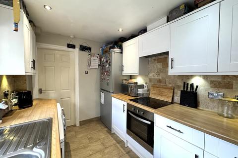 22 Bedw Road, Pontypridd, CF37 4NU