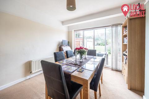 51 Blenheim Drive, Welling, DA16 3LY