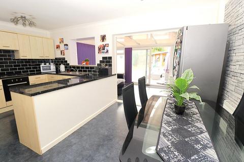 3 bedroom semi-detached house for sale,  Shepherds Walk, FARNBOROUGH GU14