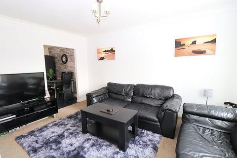 3 bedroom semi-detached house for sale,  Shepherds Walk, FARNBOROUGH GU14
