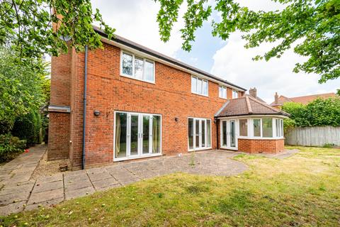 undefined, Wendover Way, Aylesbury, Buckinghamshire, HP21