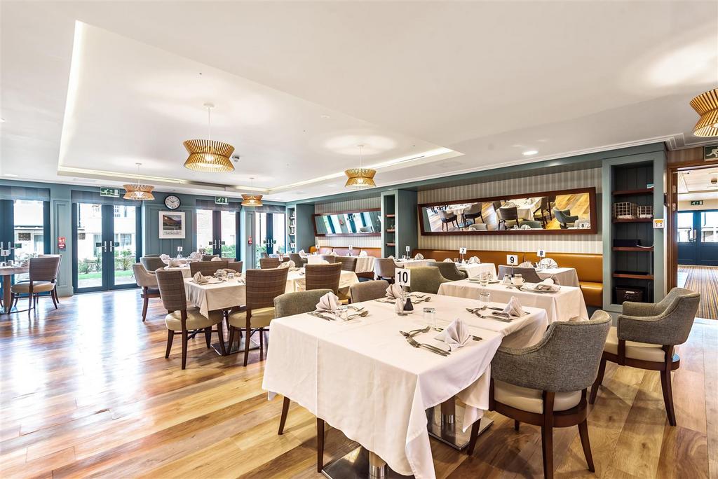Bistro.jpg