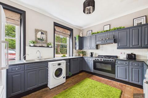 4 bedroom semi-detached house for sale, High Road, Leavesden, Watford, WD25