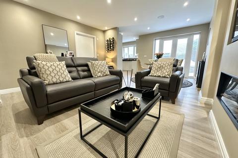 undefined, Winchester Drive, Carleton FY6