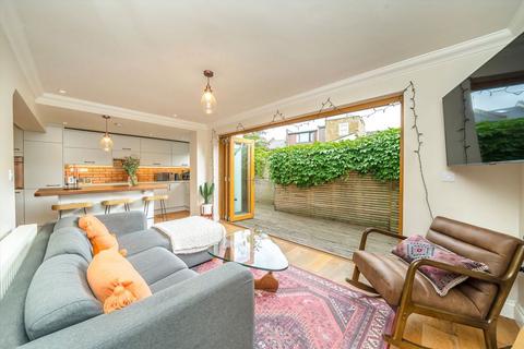 4 bedroom terraced house for sale, Balchier Road, London SE22