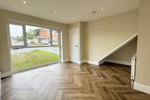 3 bedroom detached house to rent, Kipton Field, Rothwell, Kettering