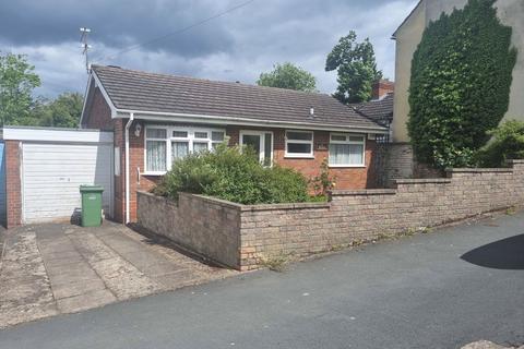 2 bedroom detached bungalow to rent, Crabbe Street, Stourbridge, West Midlands, DY9 8UR