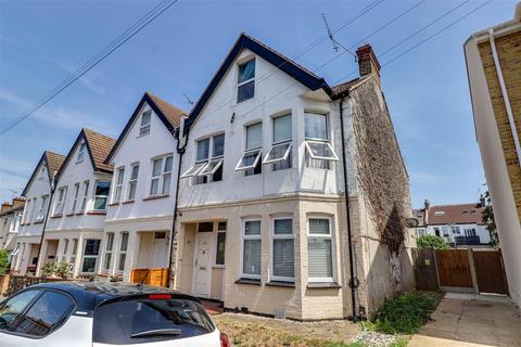 undefined, Tintern Avenue, Westcliff-on-Sea SS0