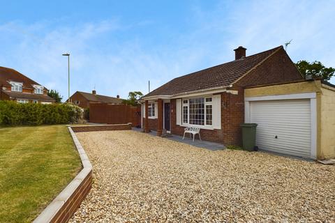 2 bedroom detached bungalow for sale, Pleasant Hill, Tadley, RG26