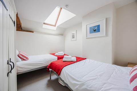 2 bedroom terraced house for sale, Thornham