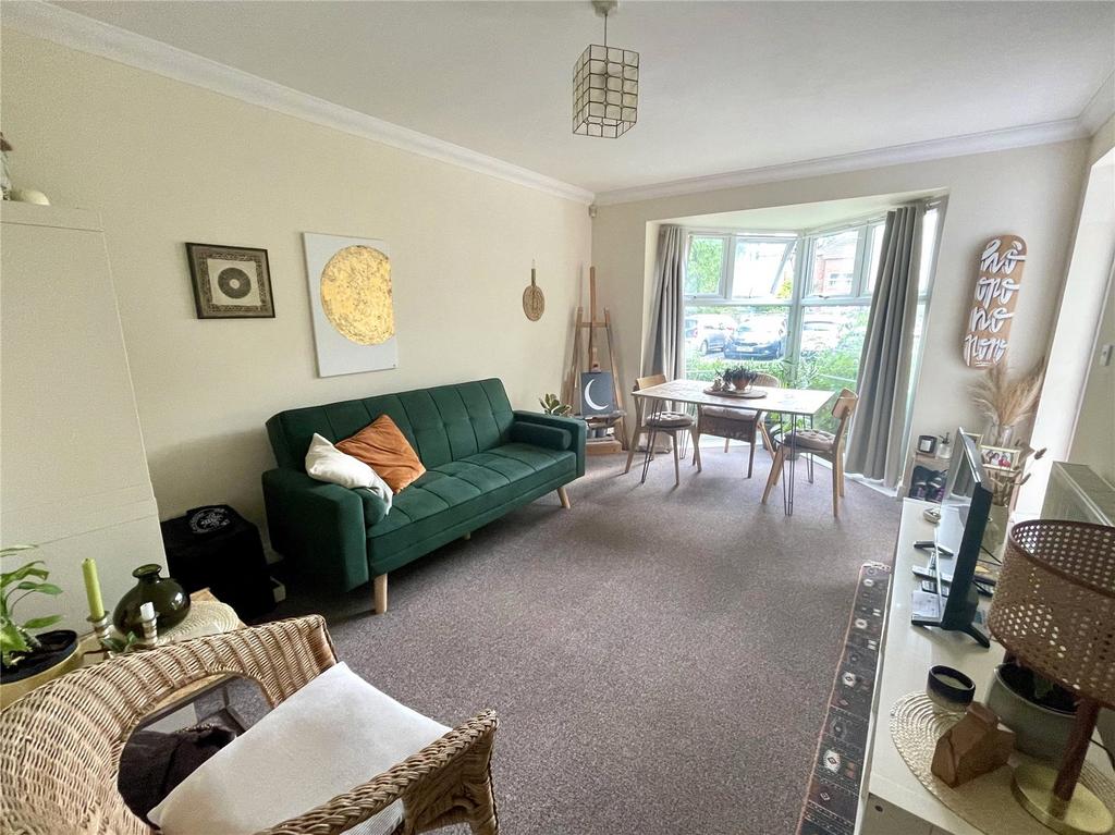 Living/Dining Room