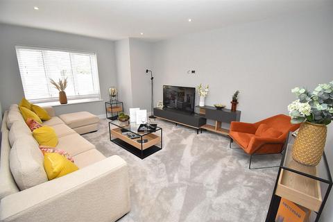 4 bedroom detached house for sale, Hawthorn Close, Bicknacre